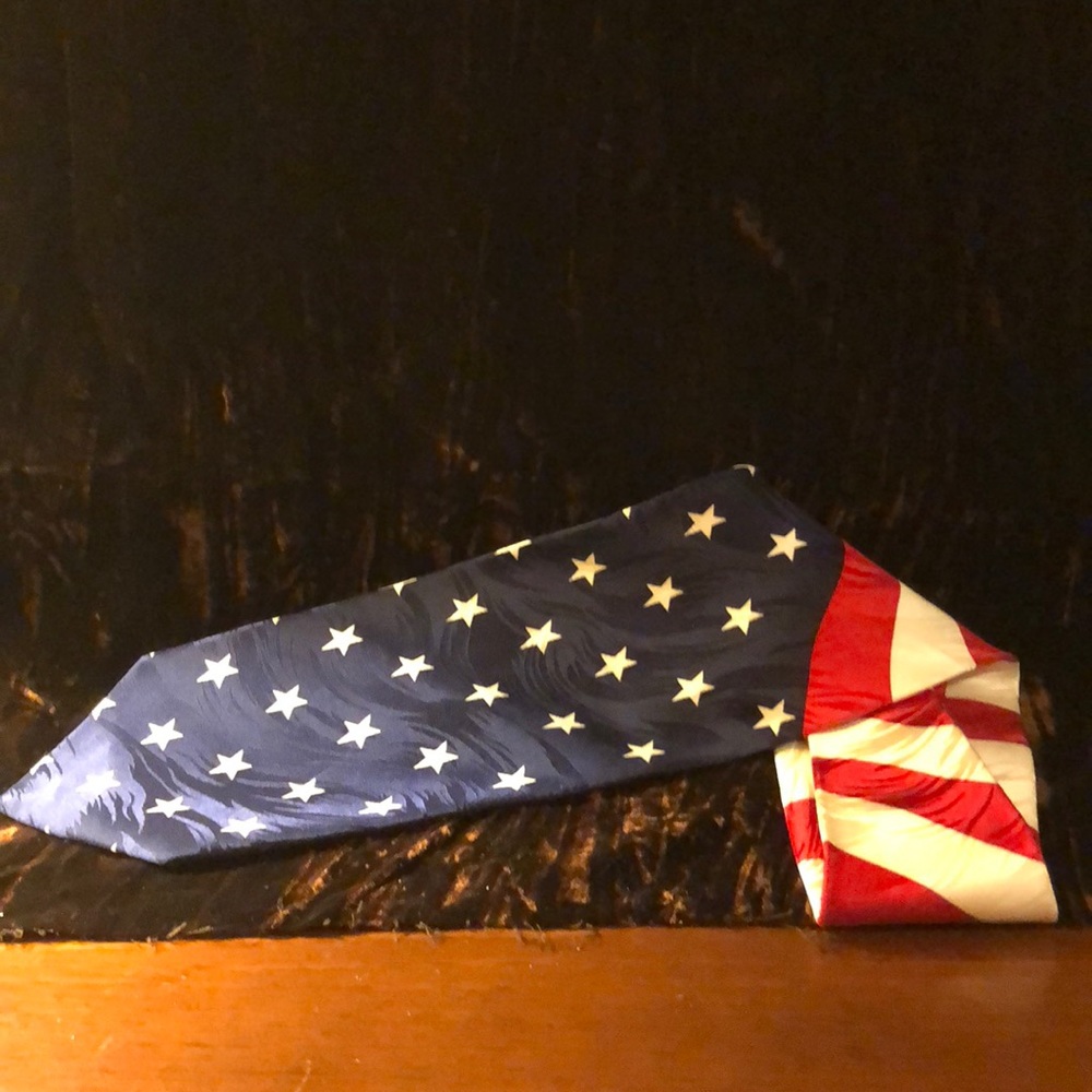 NWOT MENS USA Tie - Picture 5 of 5